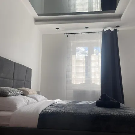 Palmera Apartment