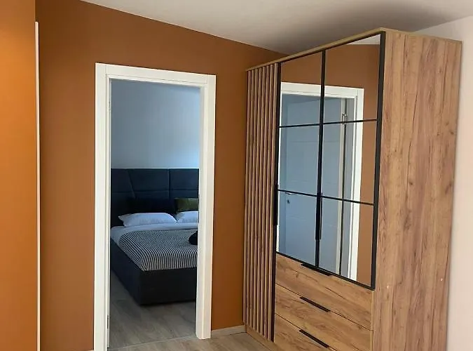 Palmera * Νόβι Σαντ